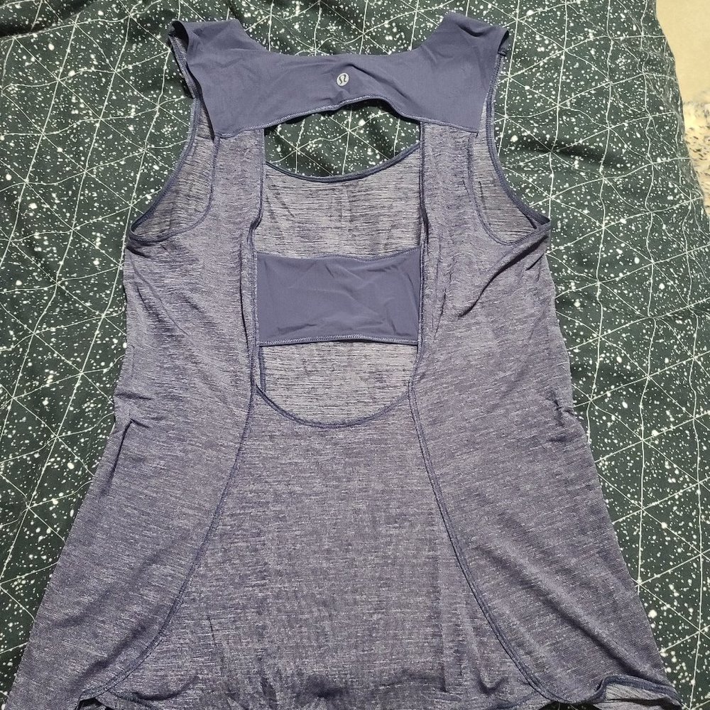 Lululemon breathable tank top size 8